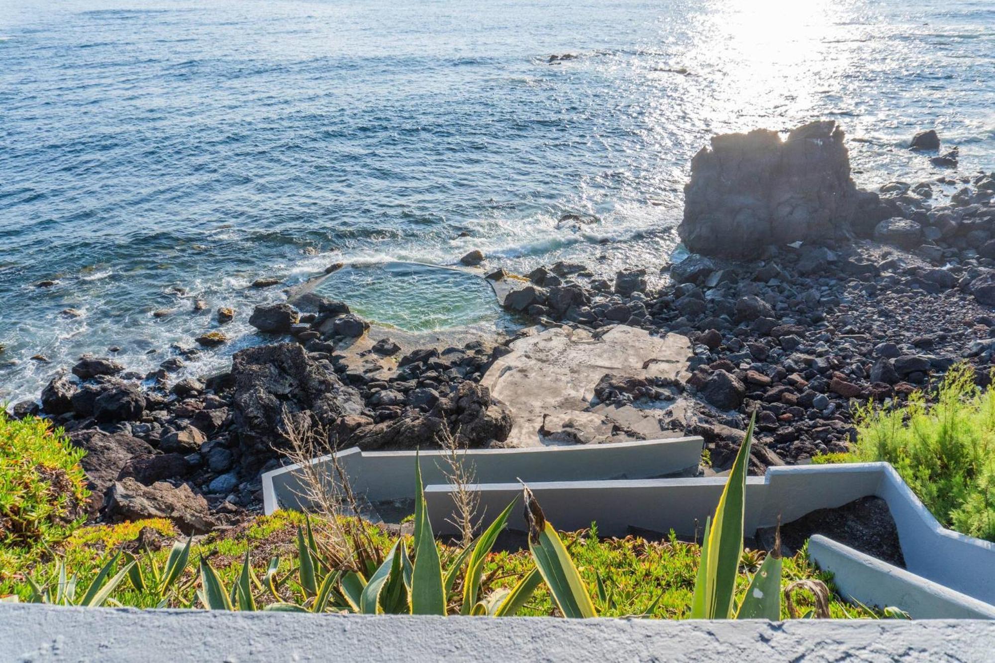 Mosteiros Natural Pool House Екстериор снимка